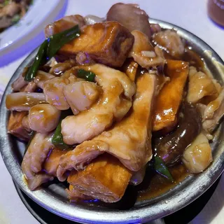 27. Combination Tofu Clay Pot Special