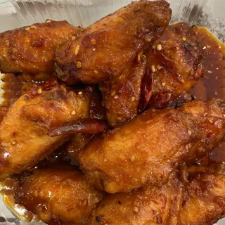 37. Hunan Style Chicken Wings Special