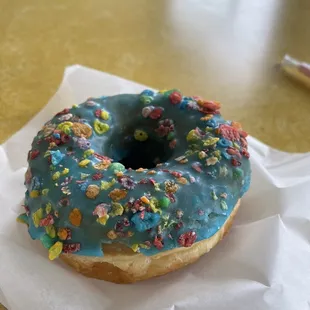 Sprinkled Blue Donuts (TikTok: @justandyvu)
