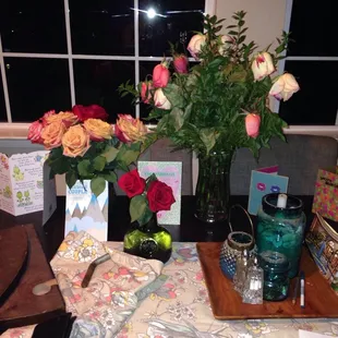 D &amp; L on the right &amp; Vons on the left!