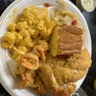Fried catfish and shrimp with cabbage and Mac-n-cheese!