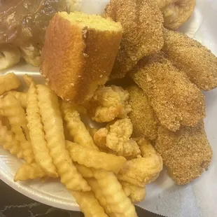 Fish &amp; shrimp plate with two sides