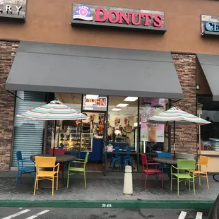 Only place that&apos;s really OPEN for breakfast at 6am.