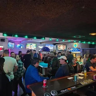 a crowded bar