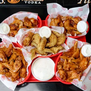 chicken wings and fried chicken, food