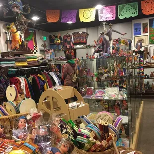 There were many beautiful treasures at this shop.