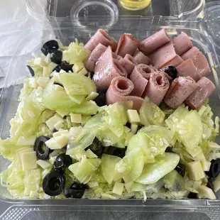 Delia's Van Buren Team, you out did yourself, Thank you for the amazing salad. Love the presentation