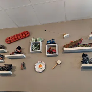 sushi and sashimi, interior