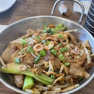 Stir Fried Flat Rice Noodles