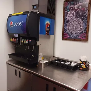 Fountain drink station