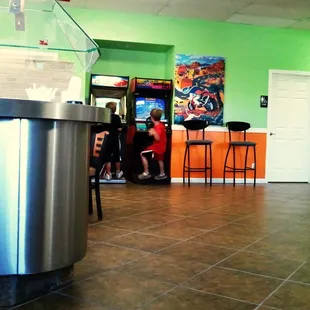 Old school arcade - perfect for drunk times!