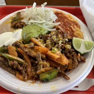 Carne asada fajita plate.