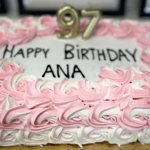 Happy birthday cake #lillycubanbakery