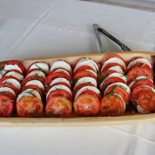Tomato &amp; Mozzarella Salad w/Basil.