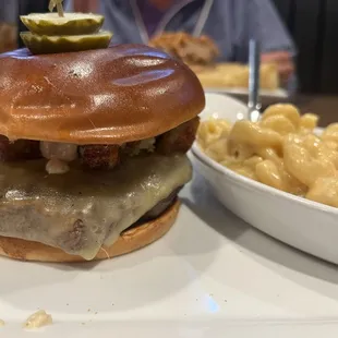 D Mike’s Resort Bar and Grill