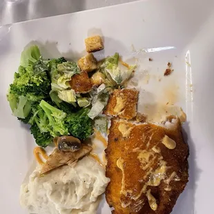 Fried catfish, broccoli and mashed potatoes