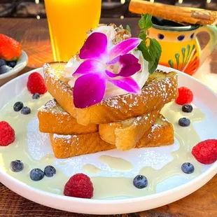 TRES LECHES FRENCH TOAST