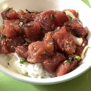 Do-it-yourself ahi poke kits from D. Otani. Buggah ono!