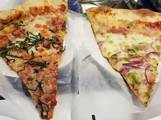 Cosmo's Pizza