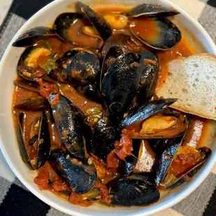 Sauteed Mussels in Diablo sauce