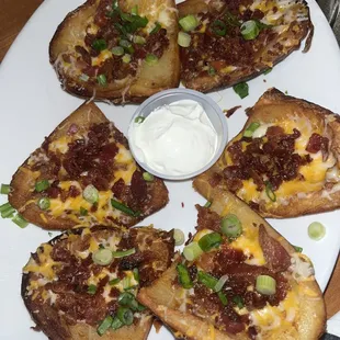 Potato skins (SO GOOD)