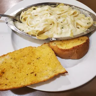 Fettuccine Alfredo lunch