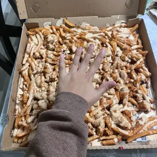 My hand comparison to the pizza box LOL!!