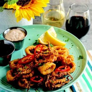 chicken wings and fried chicken, food