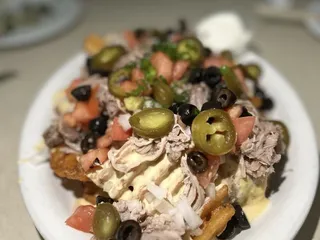 Underdogs Sports Bar & Grill