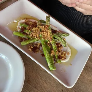 Asparagus, with prosciutto and garlic aioli