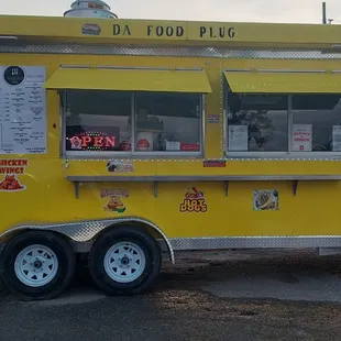 Wings,Southern-Style Cheeseburgers, Philly steaks, Fried Fish w/homage coleslaw