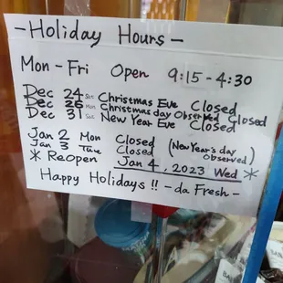 Holiday 2022 hours of operation