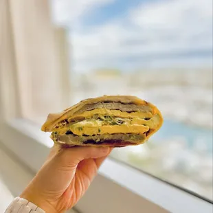 Breakfast Crunchwrap