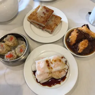 19. Pan-Fried Turnip Cake