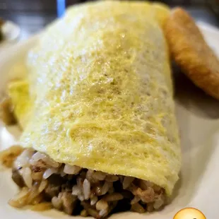 Here's the adobo omelet... in all its glory!
