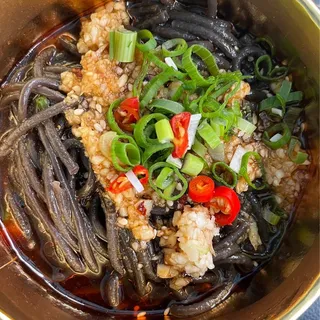 Chengdu Hot and Sour Fern Root Noodles