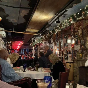 Tommy serenading the restaurant.