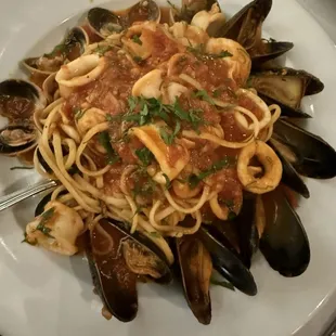 Seafood Linguini alla Pescatore