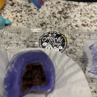 Brownie stuffed mochi