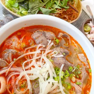 Bun Bo Hue (IG @boba._.addict)