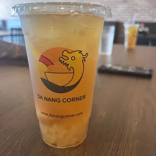 Lychee Green Tea with Lychee Jelly