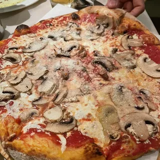 Pizza Funghi