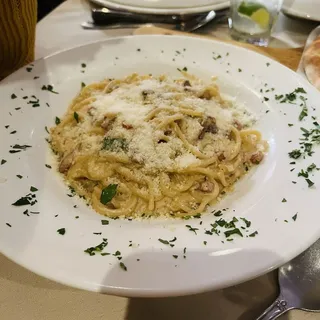 Spaghetti Carbonara Lunch
