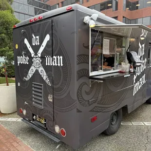 Food truck at Levi's Plaza