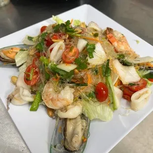 Yum won sen it&apos;s a glass noodle salad with seafood combo spicy sour delicious!!!