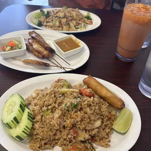 Thai fried rice, chicken satay, Thai tea