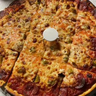 Medium pizza with pepperoni and hot peppers