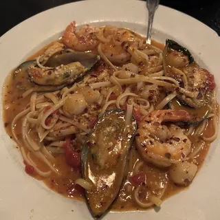 Shrimp Diavolo