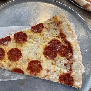 Pepperoni pizza