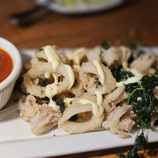 Calamari... ABSOLUTELY FLAVORLESS